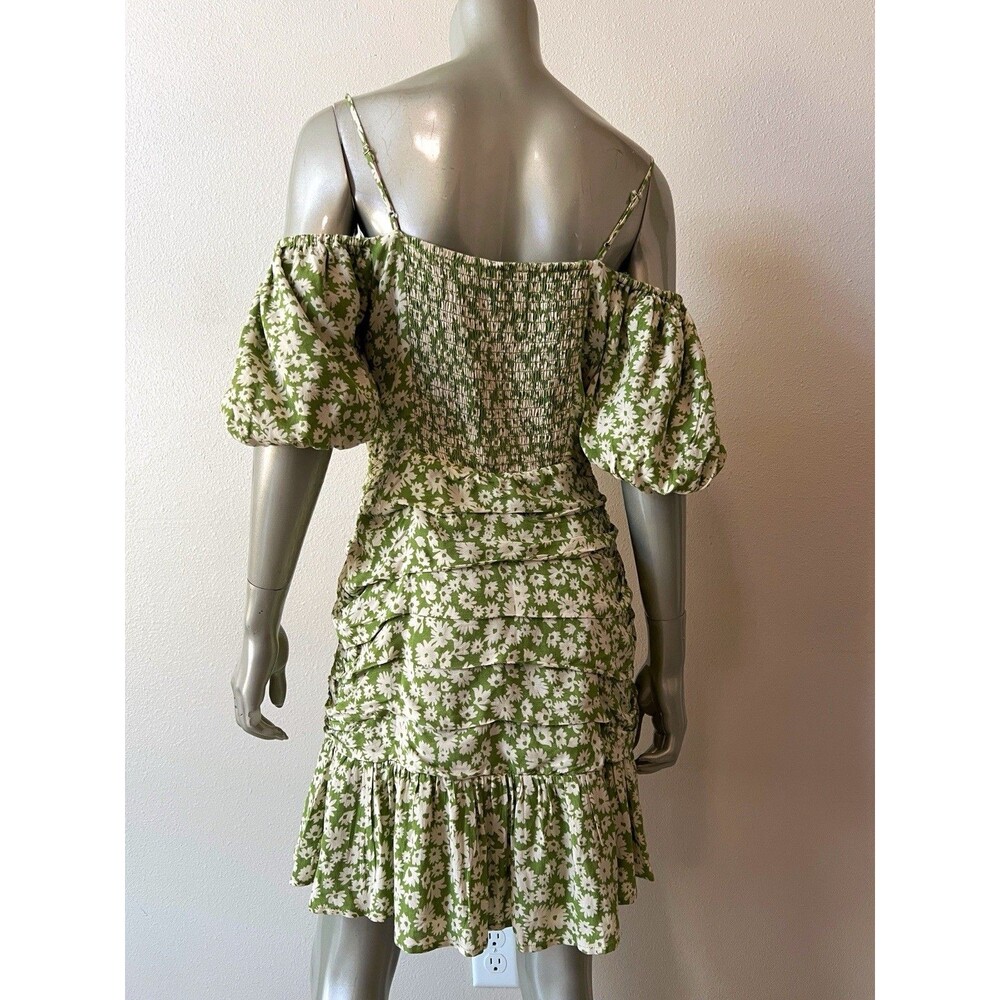 ASTR The Label Green Ditsy Mini Dress Size Large Floral Off Shoulder Puff Sleeve - Picture 5 of 5